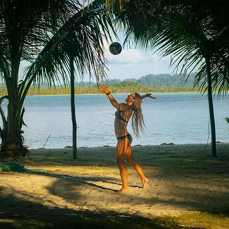 Tailana Island Pulau Banyak Hotell Alaban Eksteriør bilde