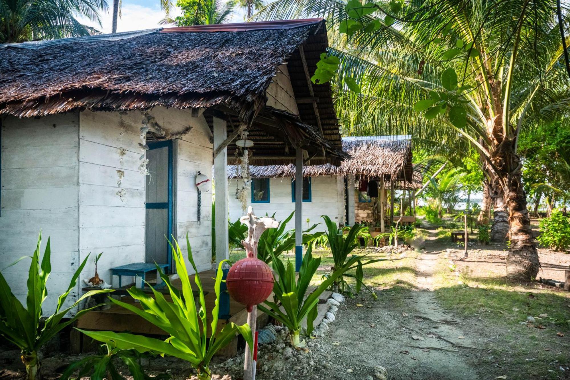 Tailana Island Pulau Banyak Hotell Alaban Eksteriør bilde